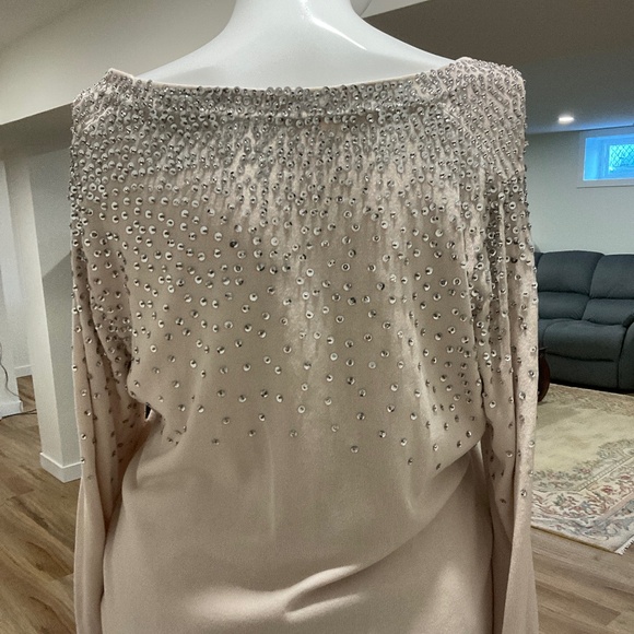 Elegant Cream Sweater with Silver Embellishments - Picture 8 of 10